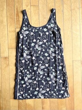 Club Monaco Lightweight Grey Floral Sleeveless Blouse Dress/Tunic – Size 10